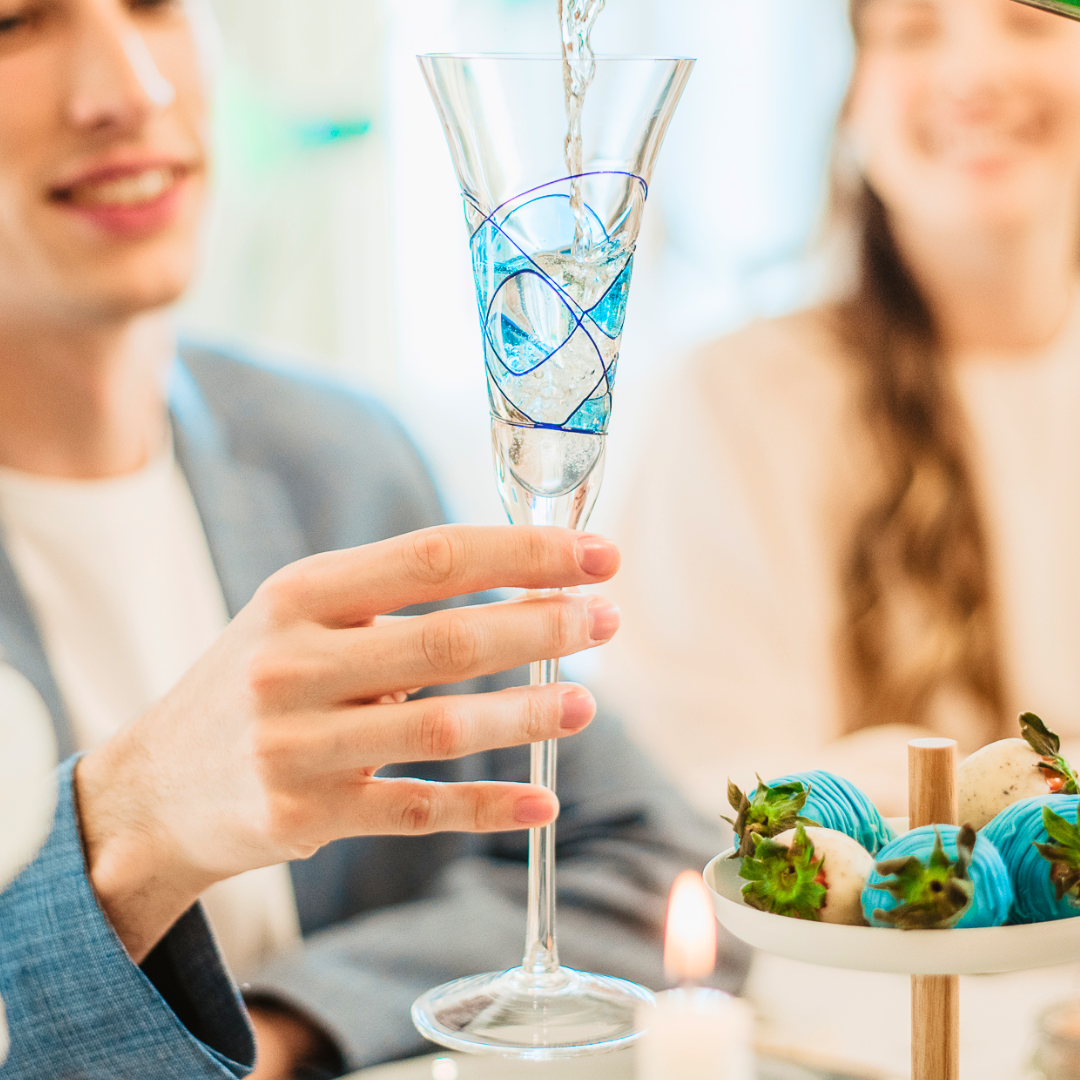 'Nativity' Champagne Flutes